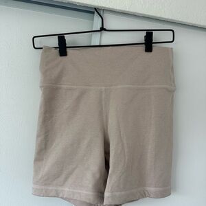 Fleo High-Waist Bike Shorts — Light Taupe